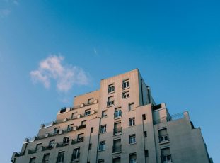 pexels-adrien-olichon-1257089-3595642